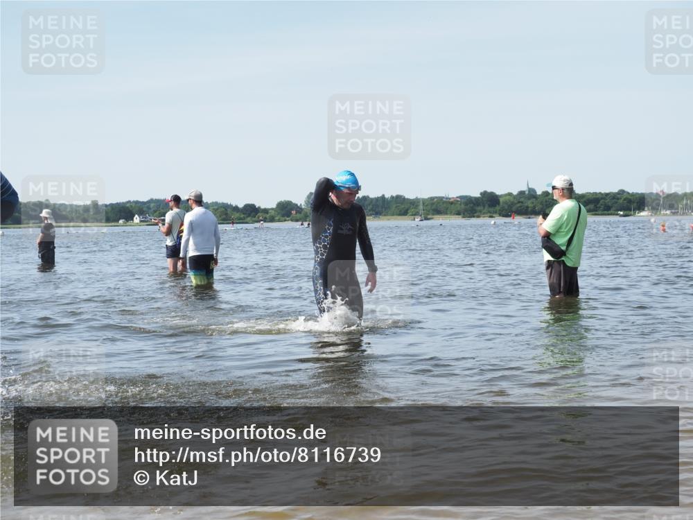 22.06.2025 - Viking Triathlon KatJ http://msf.ph/oto/8116739 22.06.2025 10:43:46 Schwimmen 362, 410, 480, 531 meine-sportfotos.de