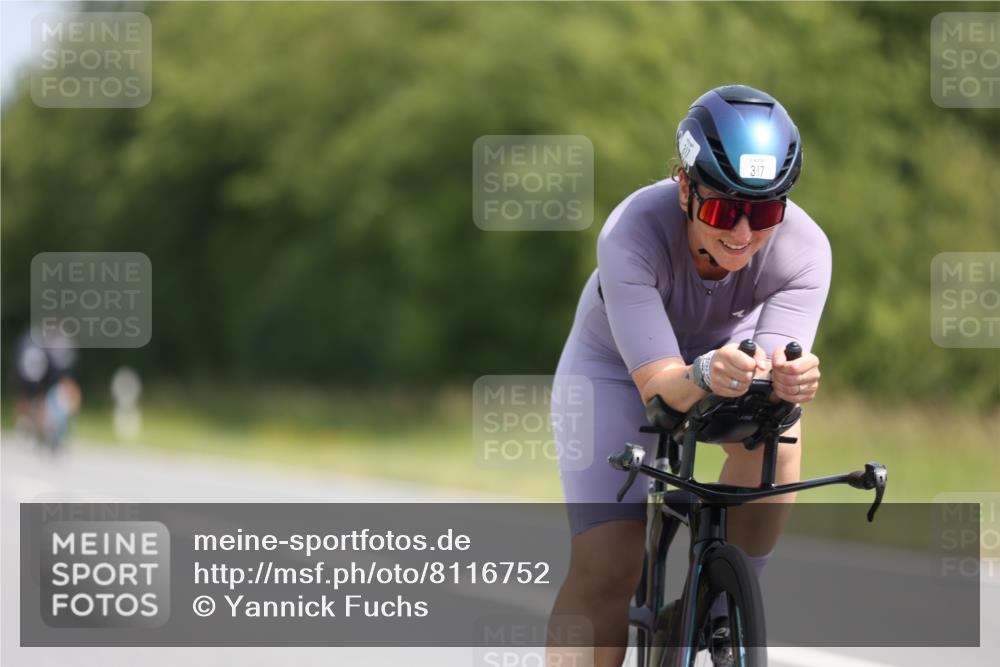 22.06.2025 - Viking Triathlon Yannick Fuchs http://msf.ph/oto/8116752 22.06.2025 11:41:46 Radfahren 232, 300, 317, 323, 385, 412 meine-sportfotos.de