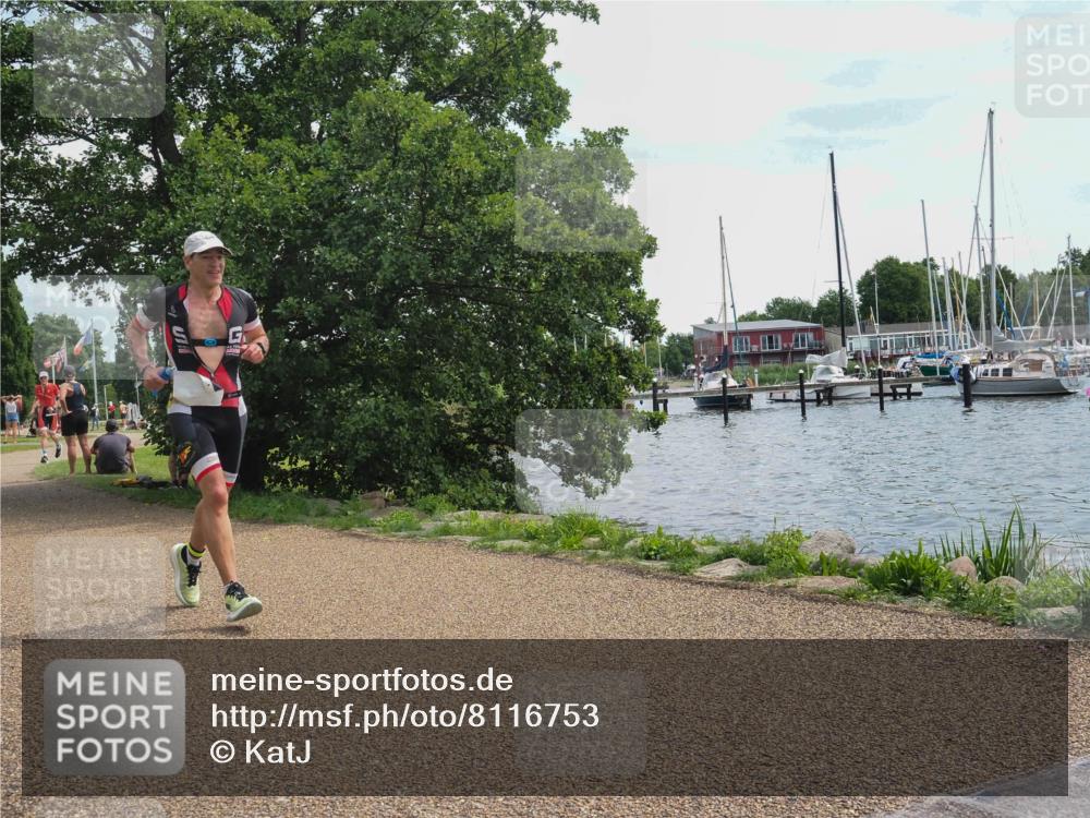 22.06.2025 - Viking Triathlon KatJ http://msf.ph/oto/8116753 22.06.2025 13:26:17 Laufen 313 meine-sportfotos.de