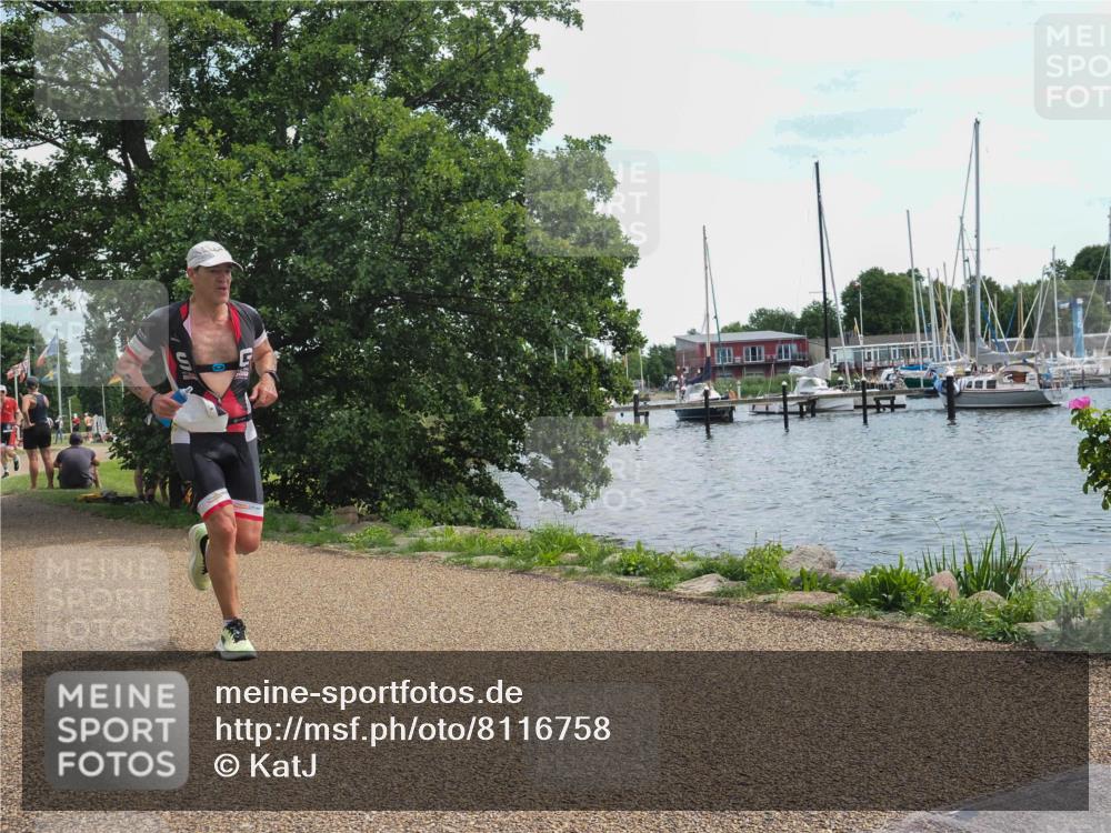 22.06.2025 - Viking Triathlon KatJ http://msf.ph/oto/8116758 22.06.2025 13:26:17 Laufen 313 meine-sportfotos.de