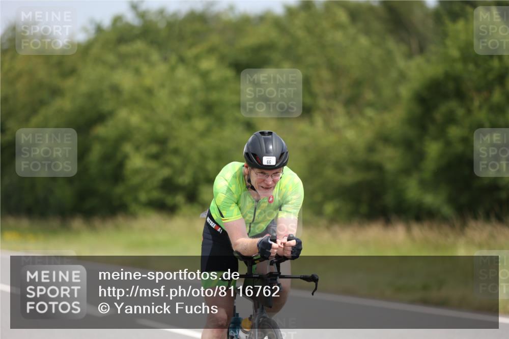 22.06.2025 - Viking Triathlon Yannick Fuchs http://msf.ph/oto/8116762 22.06.2025 12:20:28 Radfahren 66, 209, 217, 290, 436, 448, 519, 536, 546 meine-sportfotos.de