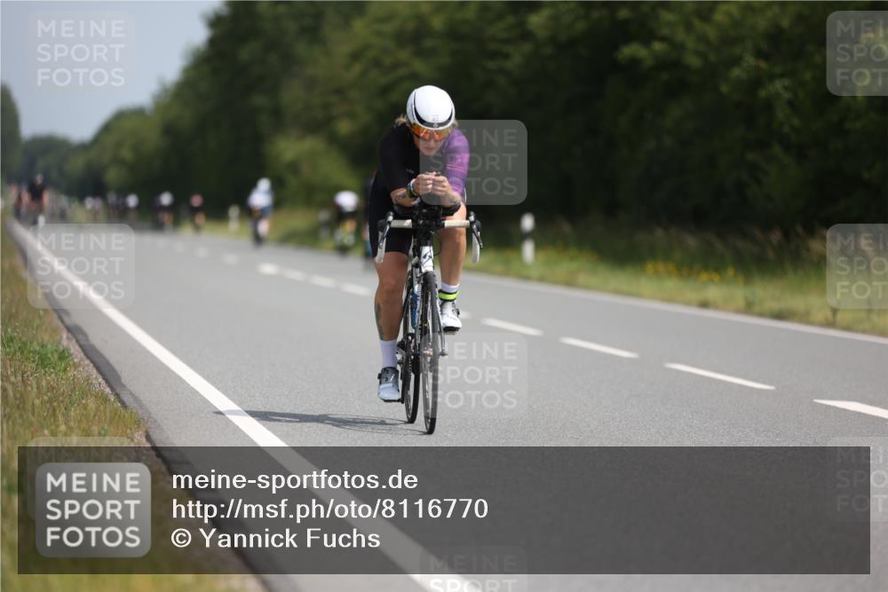 22.06.2025 - Viking Triathlon Yannick Fuchs http://msf.ph/oto/8116770 22.06.2025 11:41:47 Radfahren 232, 300, 317, 323, 385, 412 meine-sportfotos.de