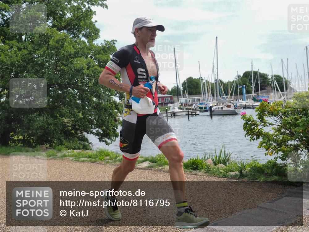 22.06.2025 - Viking Triathlon KatJ http://msf.ph/oto/8116795 22.06.2025 13:26:18 Laufen 313 meine-sportfotos.de