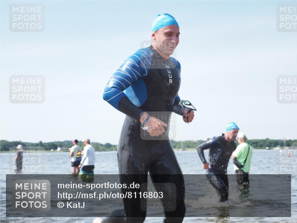22.06.2025 - Viking Triathlon KatJ http://msf.ph/oto/8116803 22.06.2025 10:43:48 Schwimmen 362, 410, 480, 531 meine-sportfotos.de