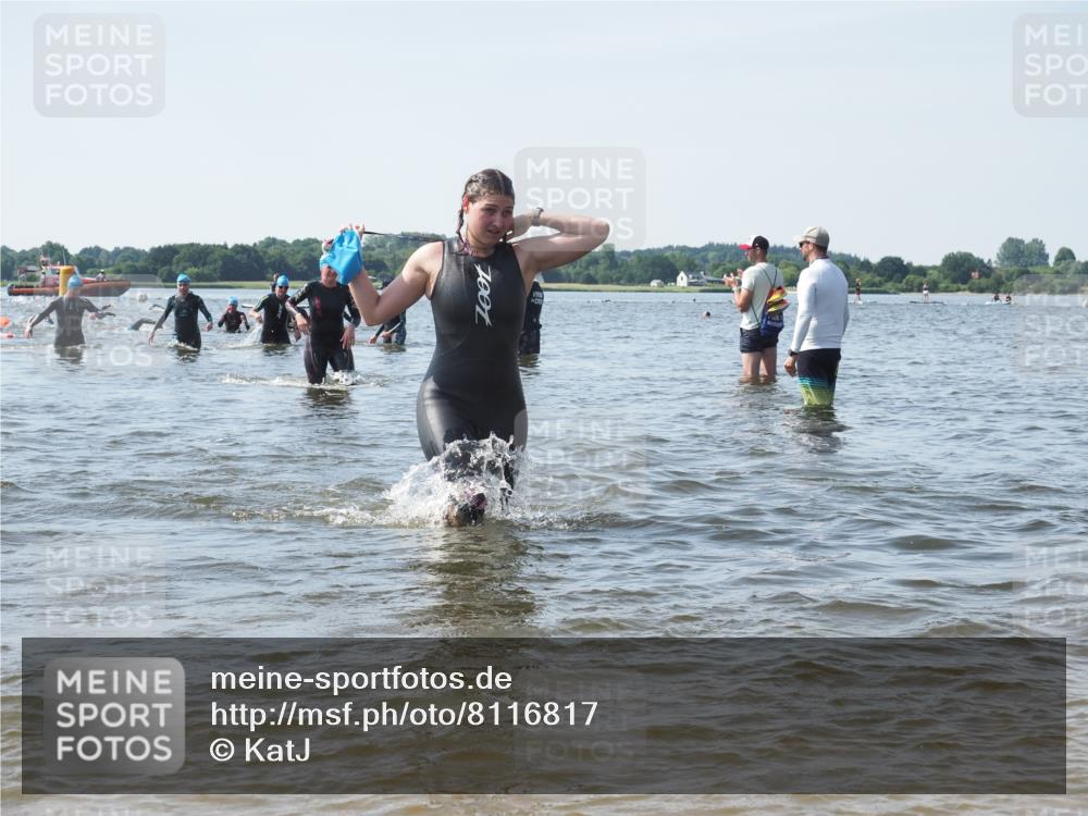 22.06.2025 - Viking Triathlon KatJ http://msf.ph/oto/8116817 22.06.2025 10:43:49 Schwimmen 362, 410, 480, 531 meine-sportfotos.de