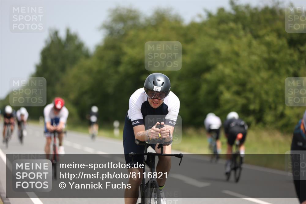 22.06.2025 - Viking Triathlon Yannick Fuchs http://msf.ph/oto/8116821 22.06.2025 12:20:38 Radfahren 40, 108, 209, 217, 230, 283, 290, 369, 388, 436, 499, 519, 546 meine-sportfotos.de