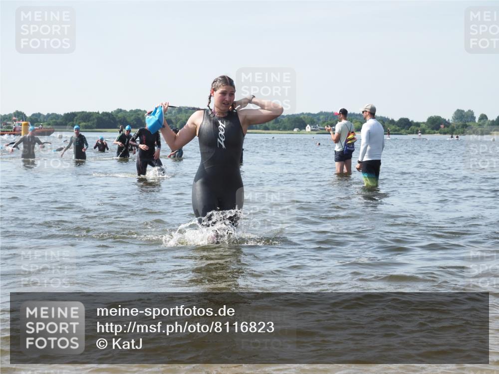 22.06.2025 - Viking Triathlon KatJ http://msf.ph/oto/8116823 22.06.2025 10:43:50 Schwimmen 41, 362, 410, 480, 531 meine-sportfotos.de