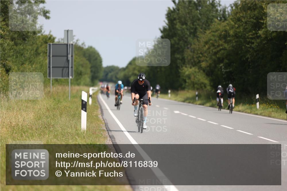 22.06.2025 - Viking Triathlon Yannick Fuchs http://msf.ph/oto/8116839 22.06.2025 11:41:58 Radfahren 20, 69, 134, 265, 333, 385, 456, 469 meine-sportfotos.de