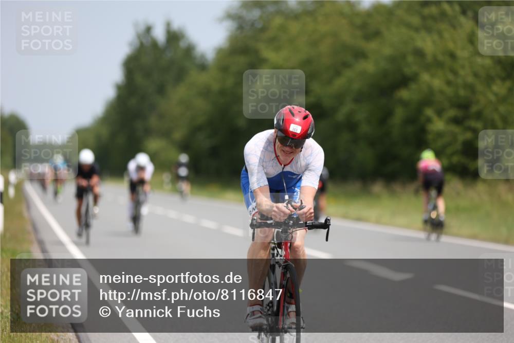 22.06.2025 - Viking Triathlon Yannick Fuchs http://msf.ph/oto/8116847 22.06.2025 12:20:40 Radfahren 40, 108, 128, 181, 209, 217, 230, 283, 290, 369, 374, 388, 499, 519, 654 meine-sportfotos.de