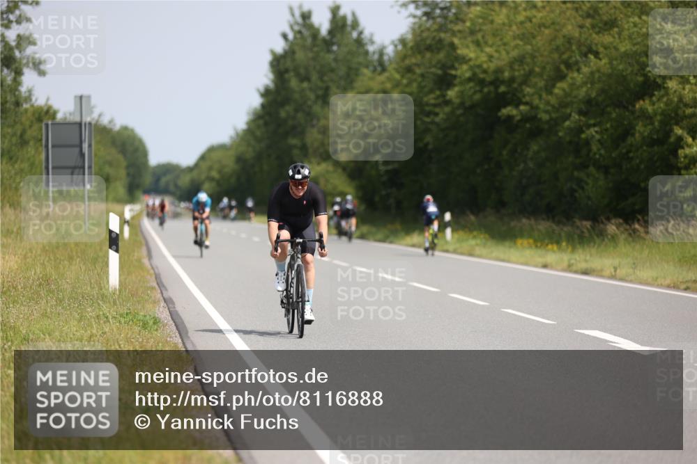 22.06.2025 - Viking Triathlon Yannick Fuchs http://msf.ph/oto/8116888 22.06.2025 11:41:59 Radfahren 20, 69, 134, 265, 297, 333, 385, 456, 469 meine-sportfotos.de
