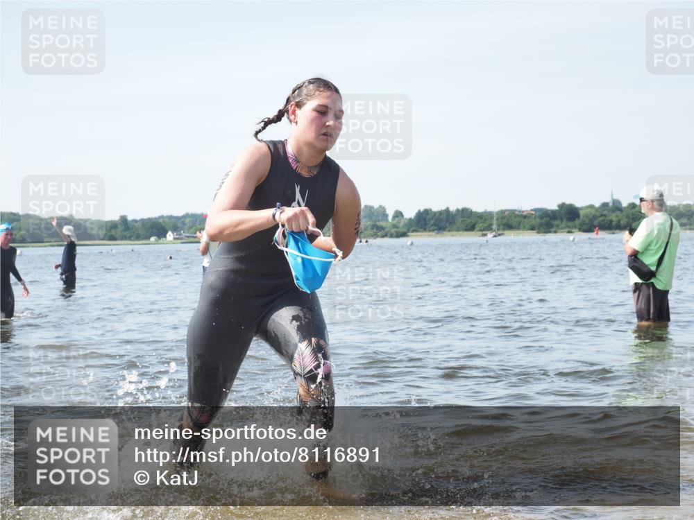 22.06.2025 - Viking Triathlon KatJ http://msf.ph/oto/8116891 22.06.2025 10:43:51 Schwimmen 41, 249, 362, 410, 531 meine-sportfotos.de