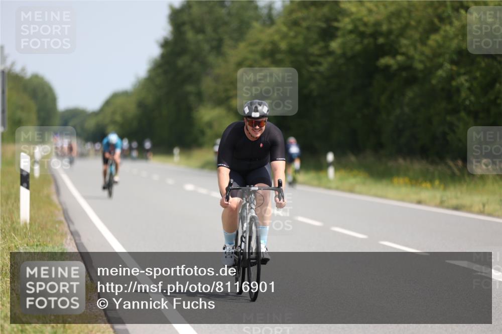 22.06.2025 - Viking Triathlon Yannick Fuchs http://msf.ph/oto/8116901 22.06.2025 11:42:00 Radfahren 20, 69, 134, 265, 297, 333, 456, 469 meine-sportfotos.de