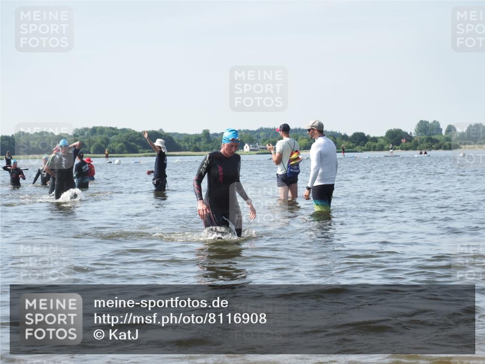 22.06.2025 - Viking Triathlon KatJ http://msf.ph/oto/8116908 22.06.2025 10:43:55 Schwimmen 41, 249, 362, 442, 531, 627, 637 meine-sportfotos.de