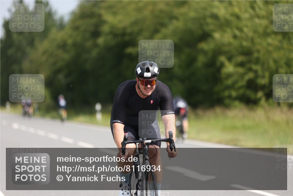 22.06.2025 - Viking Triathlon Yannick Fuchs http://msf.ph/oto/8116934 22.06.2025 11:42:01 Radfahren 20, 69, 134, 265, 297, 333, 456, 469 meine-sportfotos.de