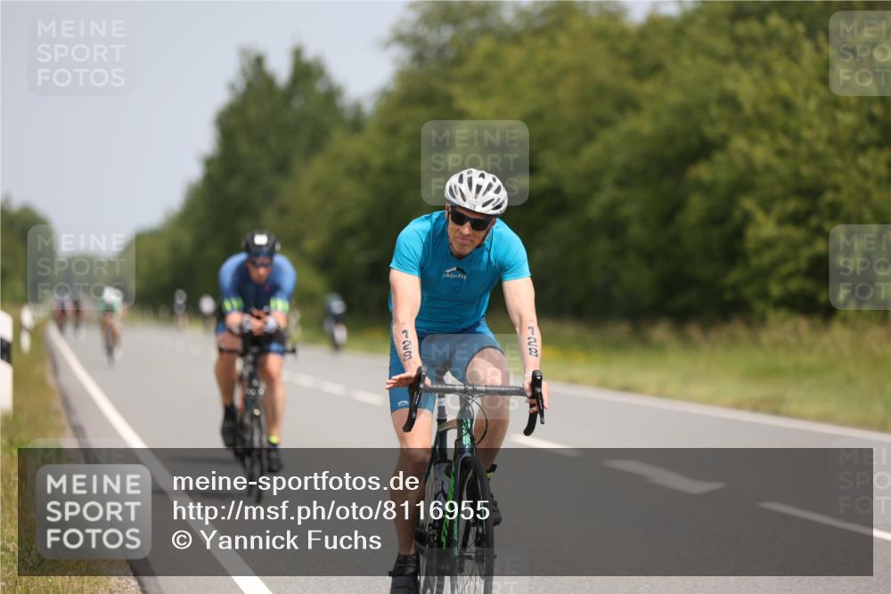 22.06.2025 - Viking Triathlon Yannick Fuchs http://msf.ph/oto/8116955 22.06.2025 12:20:49 Radfahren 25, 43, 62, 65, 128, 160, 181, 187, 316, 349, 374, 388, 407, 428, 499, 506, 522, 654 meine-sportfotos.de
