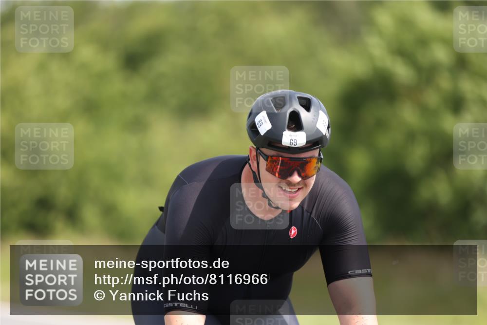 22.06.2025 - Viking Triathlon Yannick Fuchs http://msf.ph/oto/8116966 22.06.2025 11:42:02 Radfahren 20, 69, 134, 265, 297, 333, 456, 469 meine-sportfotos.de