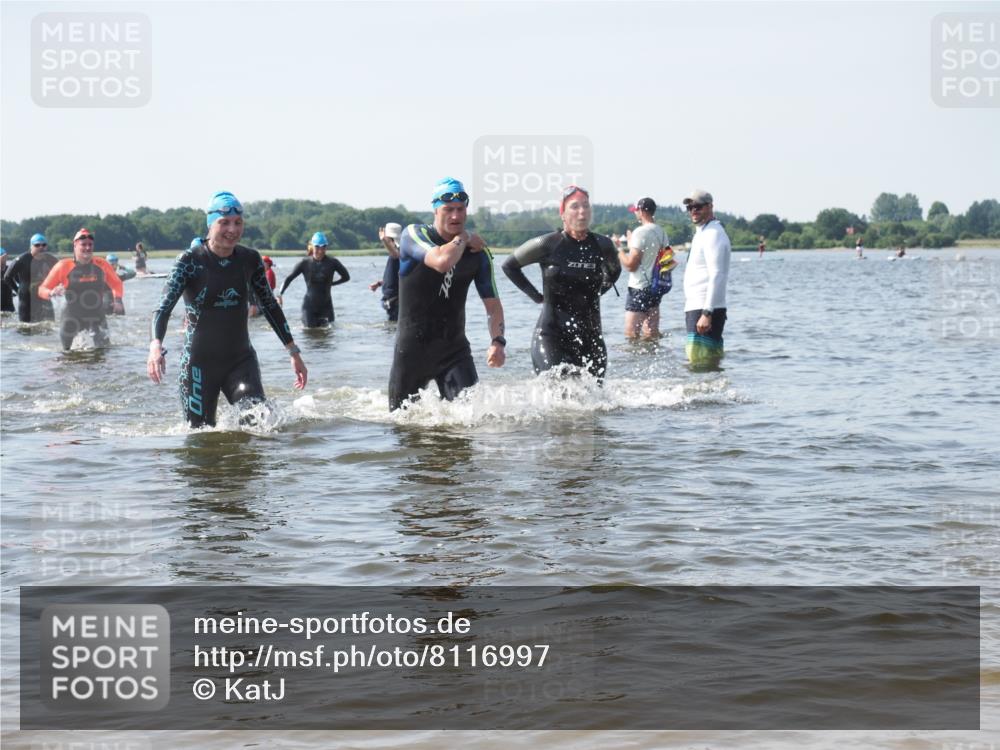 22.06.2025 - Viking Triathlon KatJ http://msf.ph/oto/8116997 22.06.2025 10:44:04 Schwimmen 41, 123, 249, 343, 362, 442, 467, 627, 637, 650 meine-sportfotos.de