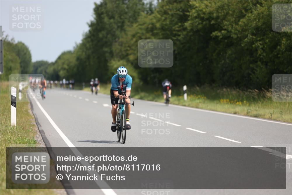 22.06.2025 - Viking Triathlon Yannick Fuchs http://msf.ph/oto/8117016 22.06.2025 11:42:04 Radfahren 20, 69, 88, 134, 265, 297, 333, 456, 469 meine-sportfotos.de