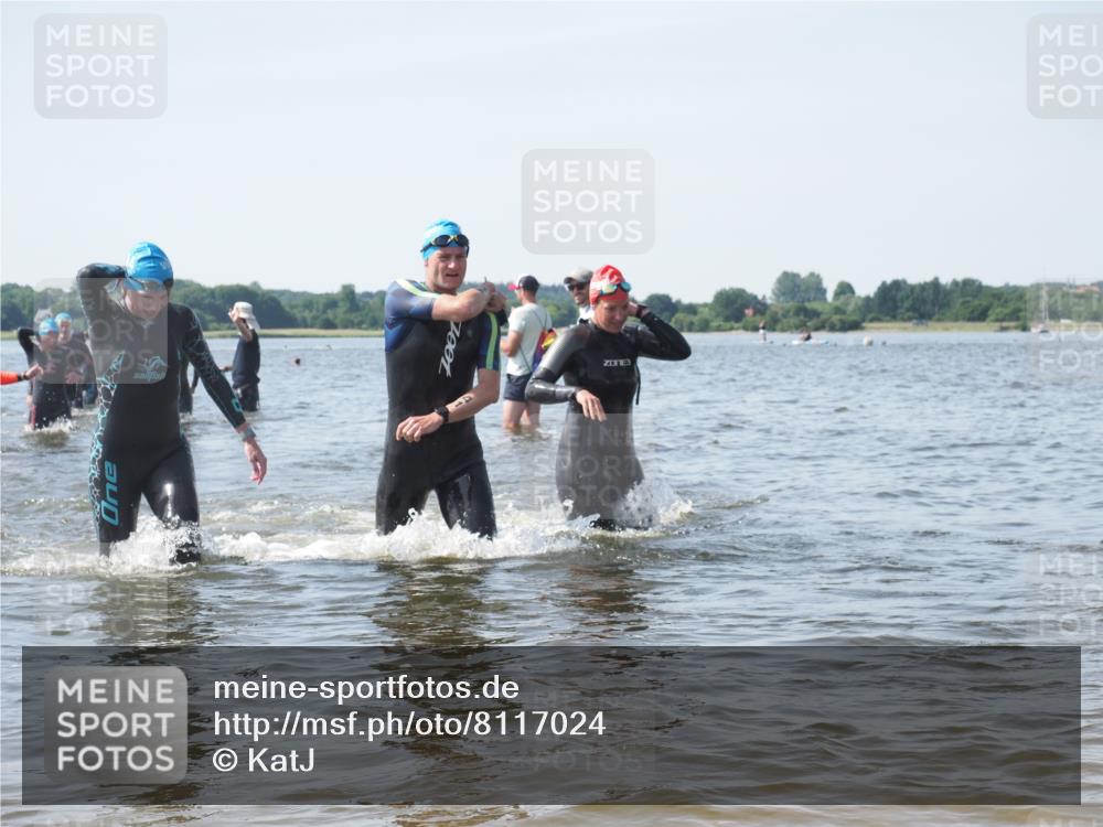 22.06.2025 - Viking Triathlon KatJ http://msf.ph/oto/8117024 22.06.2025 10:44:05 Schwimmen 41, 123, 249, 343, 439, 442, 467, 627, 637, 650 meine-sportfotos.de