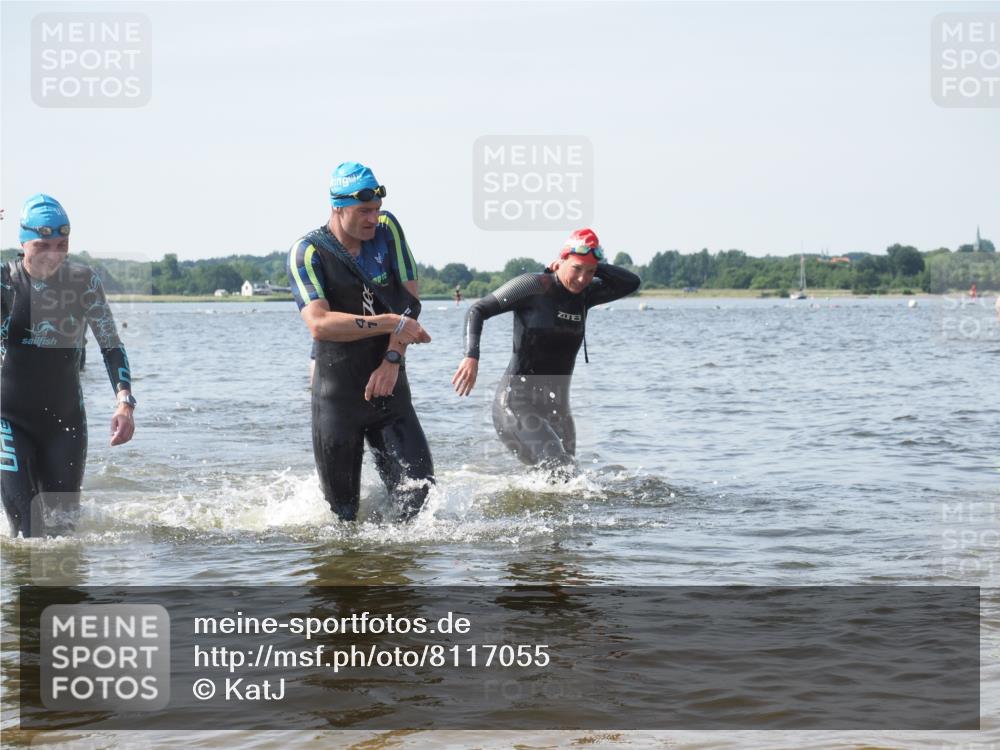22.06.2025 - Viking Triathlon KatJ http://msf.ph/oto/8117055 22.06.2025 10:44:05 Schwimmen 41, 123, 249, 343, 439, 442, 467, 627, 637, 650 meine-sportfotos.de
