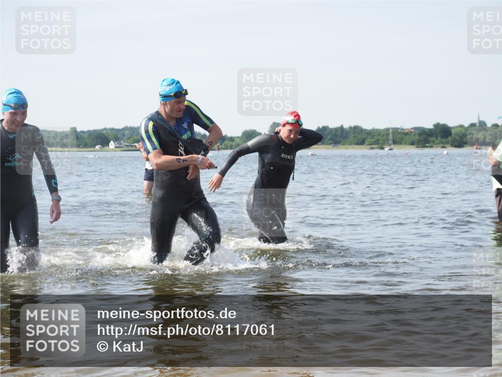22.06.2025 - Viking Triathlon KatJ http://msf.ph/oto/8117061 22.06.2025 10:44:06 Schwimmen 41, 123, 249, 343, 439, 442, 467, 627, 637, 650 meine-sportfotos.de