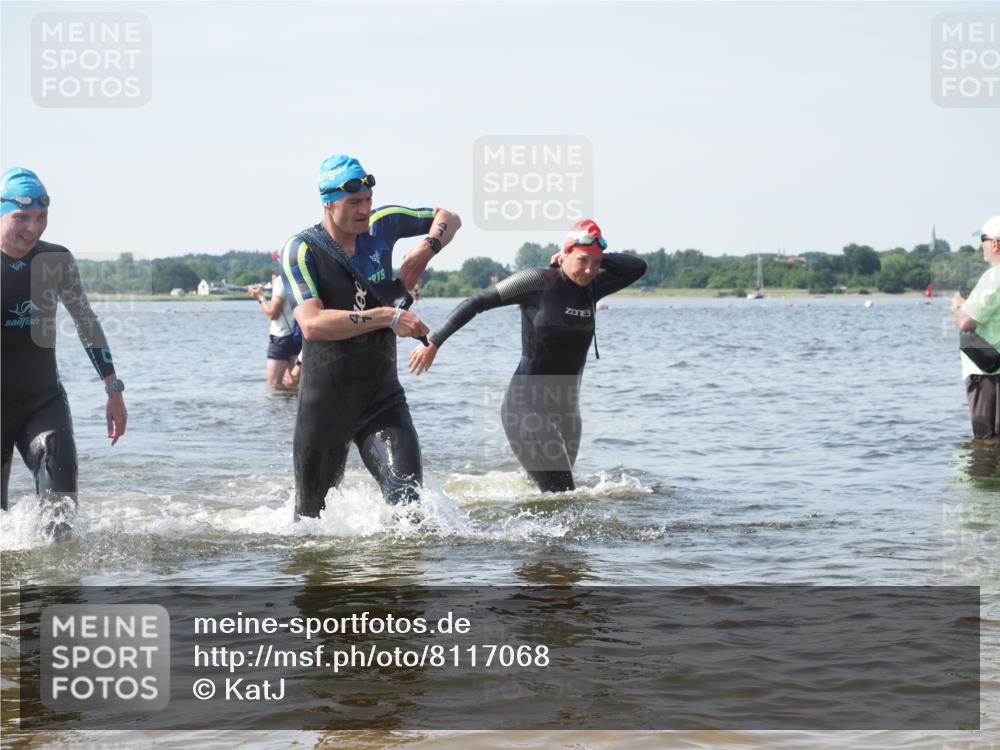22.06.2025 - Viking Triathlon KatJ http://msf.ph/oto/8117068 22.06.2025 10:44:06 Schwimmen 41, 123, 249, 343, 439, 442, 467, 627, 637, 650 meine-sportfotos.de
