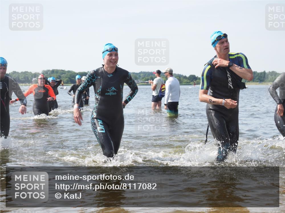22.06.2025 - Viking Triathlon KatJ http://msf.ph/oto/8117082 22.06.2025 10:44:06 Schwimmen 41, 123, 249, 343, 439, 442, 467, 627, 637, 650 meine-sportfotos.de