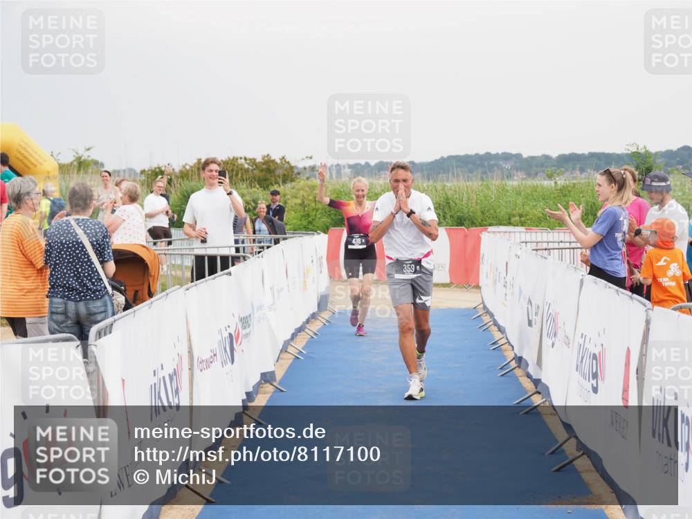 22.06.2025 - Viking Triathlon MichiJ http://msf.ph/oto/8117100 22.06.2025 16:53:32 Ziel 359, 436 meine-sportfotos.de