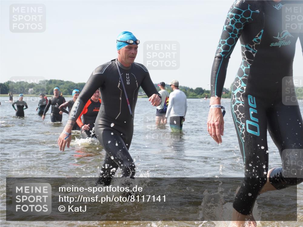 22.06.2025 - Viking Triathlon KatJ http://msf.ph/oto/8117141 22.06.2025 10:44:09 Schwimmen 41, 103, 123, 249, 343, 439, 442, 467, 627, 637, 650 meine-sportfotos.de
