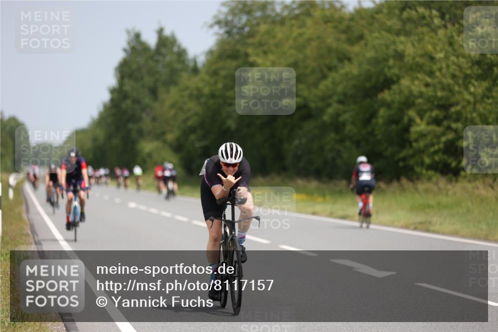 22.06.2025 - Viking Triathlon Yannick Fuchs http://msf.ph/oto/8117157 22.06.2025 12:21:12 Radfahren 71, 291, 535, 621 meine-sportfotos.de
