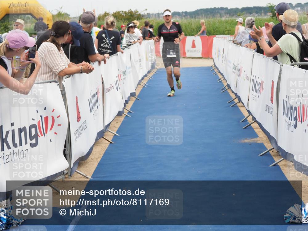 22.06.2025 - Viking Triathlon MichiJ http://msf.ph/oto/8117169 22.06.2025 15:07:24 Ziel 80 meine-sportfotos.de