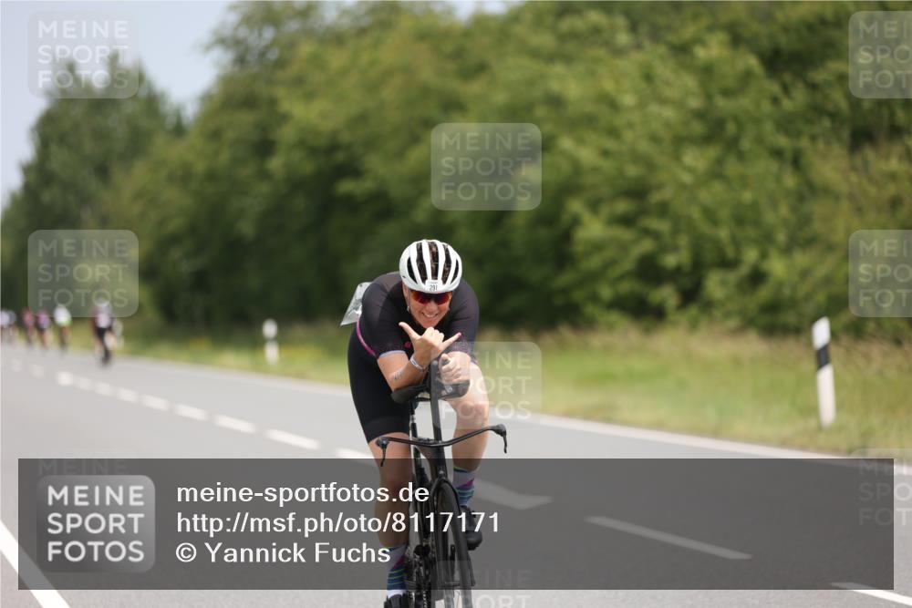 22.06.2025 - Viking Triathlon Yannick Fuchs http://msf.ph/oto/8117171 22.06.2025 12:21:13 Radfahren 71, 291, 535, 621 meine-sportfotos.de