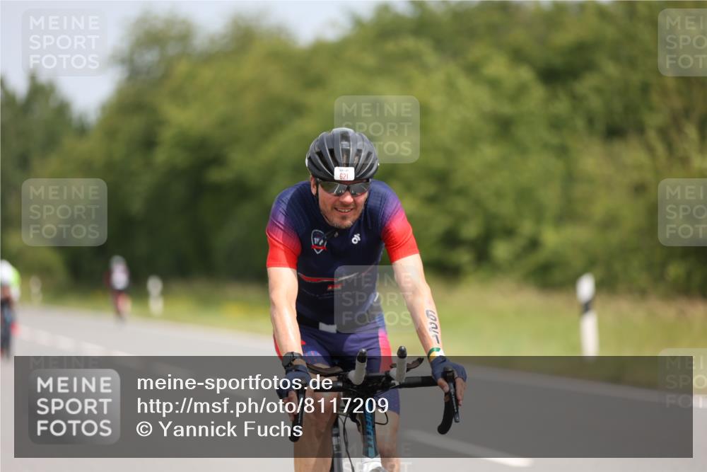 22.06.2025 - Viking Triathlon Yannick Fuchs http://msf.ph/oto/8117209 22.06.2025 12:21:16 Radfahren 71, 291, 395, 535, 621 meine-sportfotos.de