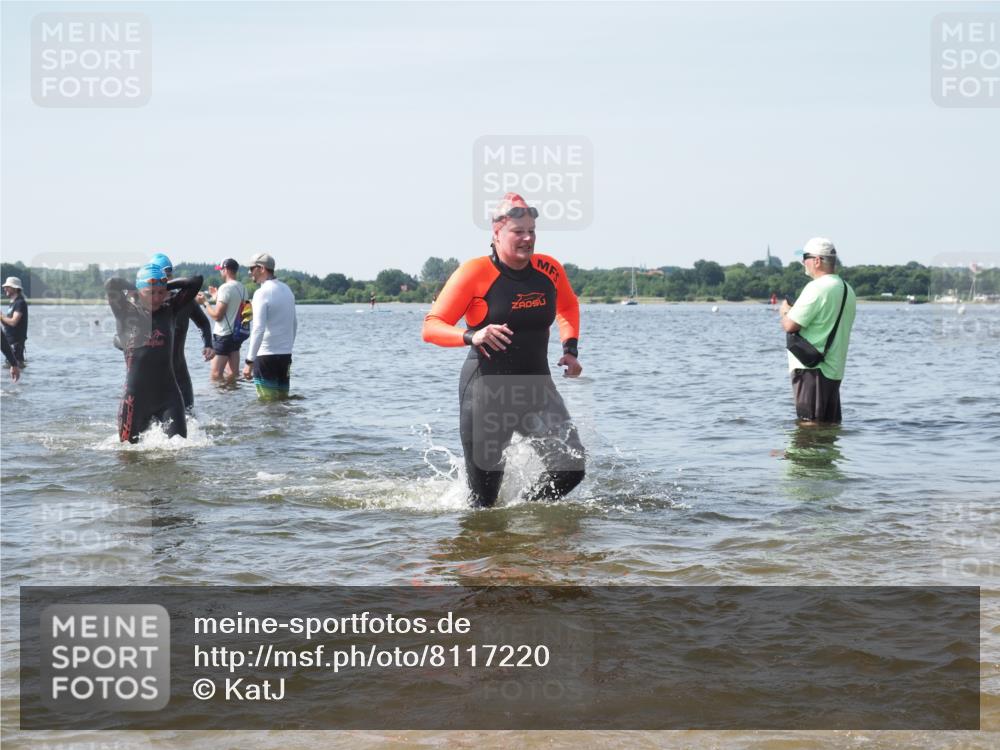 22.06.2025 - Viking Triathlon KatJ http://msf.ph/oto/8117220 22.06.2025 10:44:12 Schwimmen 103, 123, 130, 249, 343, 439, 442, 467, 627, 637, 650 meine-sportfotos.de