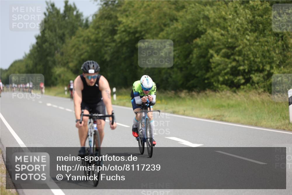 22.06.2025 - Viking Triathlon Yannick Fuchs http://msf.ph/oto/8117239 22.06.2025 12:21:19 Radfahren 71, 395, 535, 621 meine-sportfotos.de