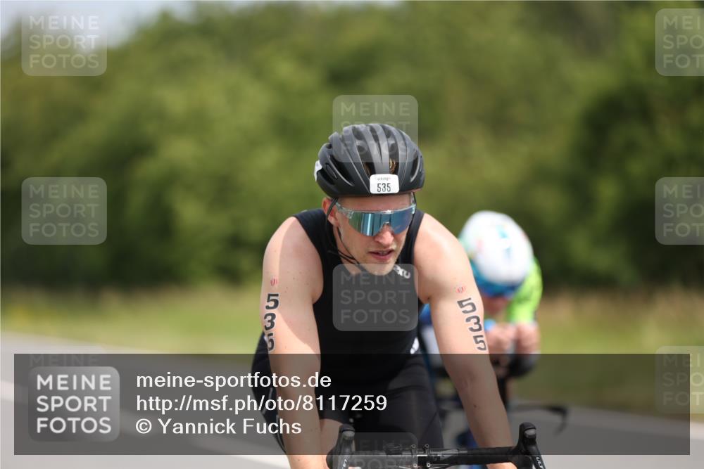 22.06.2025 - Viking Triathlon Yannick Fuchs http://msf.ph/oto/8117259 22.06.2025 12:21:20 Radfahren 71, 186, 236, 255, 395, 535, 621 meine-sportfotos.de