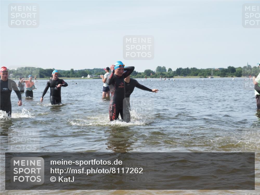 22.06.2025 - Viking Triathlon KatJ http://msf.ph/oto/8117262 22.06.2025 10:44:14 Schwimmen 103, 123, 130, 343, 439, 442, 467, 637, 650 meine-sportfotos.de