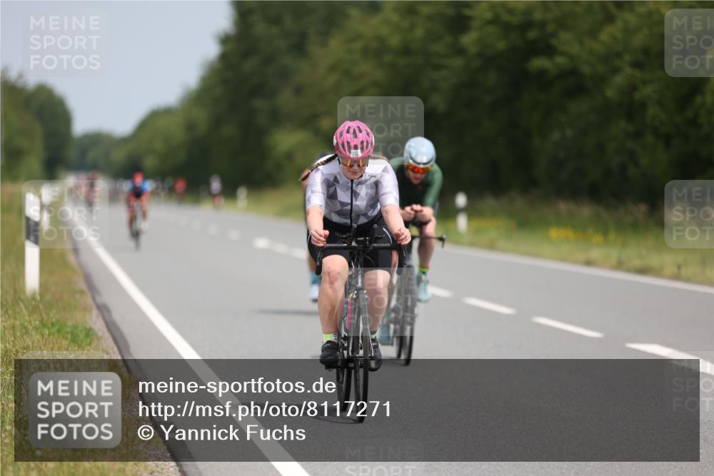 22.06.2025 - Viking Triathlon Yannick Fuchs http://msf.ph/oto/8117271 22.06.2025 12:21:28 Radfahren 89, 147, 186, 236, 255, 327, 395 meine-sportfotos.de