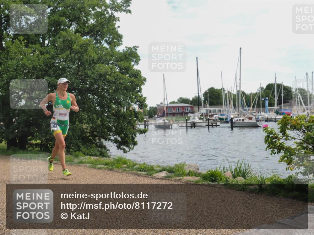 22.06.2025 - Viking Triathlon KatJ http://msf.ph/oto/8117272 22.06.2025 13:27:09 Laufen 162 meine-sportfotos.de