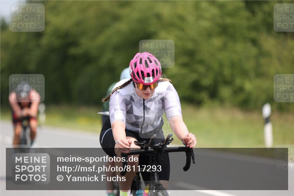 22.06.2025 - Viking Triathlon Yannick Fuchs http://msf.ph/oto/8117293 22.06.2025 12:21:29 Radfahren 89, 147, 186, 236, 255, 327 meine-sportfotos.de