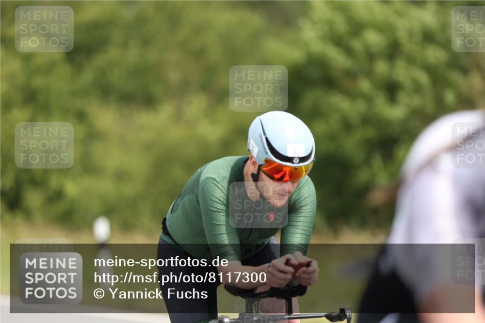 22.06.2025 - Viking Triathlon Yannick Fuchs http://msf.ph/oto/8117300 22.06.2025 12:21:30 Radfahren 89, 147, 186, 236, 255, 327 meine-sportfotos.de