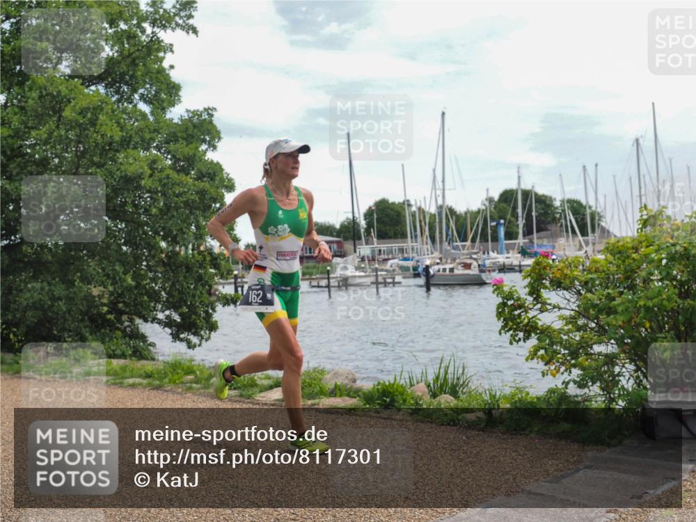 22.06.2025 - Viking Triathlon KatJ http://msf.ph/oto/8117301 22.06.2025 13:27:10 Laufen 162 meine-sportfotos.de