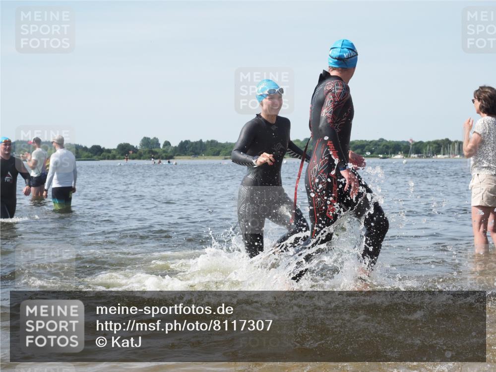 22.06.2025 - Viking Triathlon KatJ http://msf.ph/oto/8117307 22.06.2025 10:44:16 Schwimmen 103, 123, 130, 343, 439, 467, 637, 650 meine-sportfotos.de