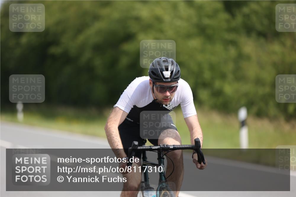 22.06.2025 - Viking Triathlon Yannick Fuchs http://msf.ph/oto/8117310 22.06.2025 11:42:30 Radfahren 34, 162, 177, 378, 398, 474 meine-sportfotos.de