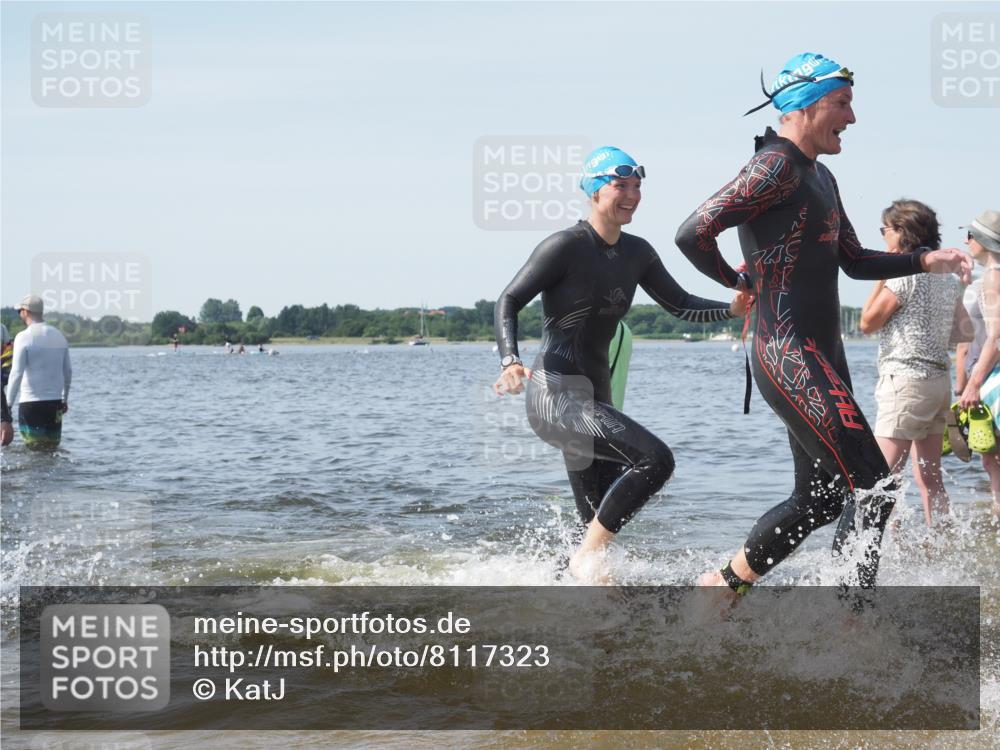 22.06.2025 - Viking Triathlon KatJ http://msf.ph/oto/8117323 22.06.2025 10:44:16 Schwimmen 103, 123, 130, 343, 439, 467, 637, 650 meine-sportfotos.de