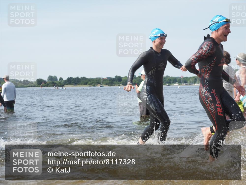 22.06.2025 - Viking Triathlon KatJ http://msf.ph/oto/8117328 22.06.2025 10:44:17 Schwimmen 103, 123, 130, 343, 439, 467, 650 meine-sportfotos.de