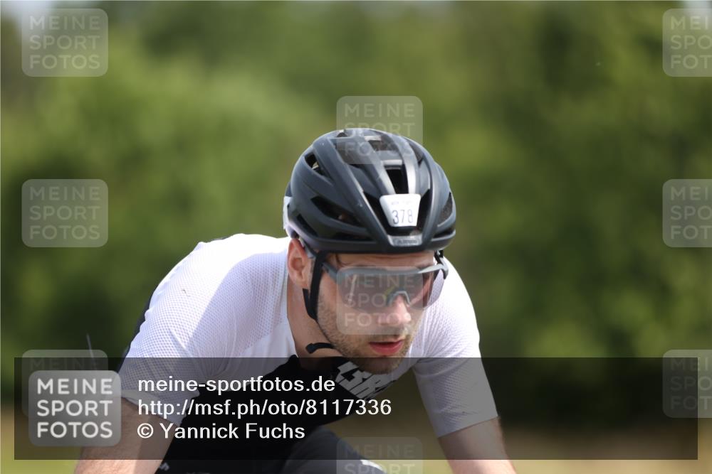 22.06.2025 - Viking Triathlon Yannick Fuchs http://msf.ph/oto/8117336 22.06.2025 11:42:31 Radfahren 34, 162, 177, 378, 398, 474 meine-sportfotos.de