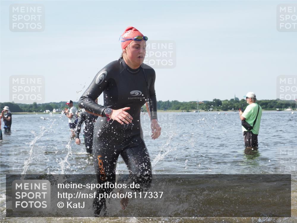 22.06.2025 - Viking Triathlon KatJ http://msf.ph/oto/8117337 22.06.2025 10:44:18 Schwimmen 103, 123, 130, 343, 439, 467, 650 meine-sportfotos.de