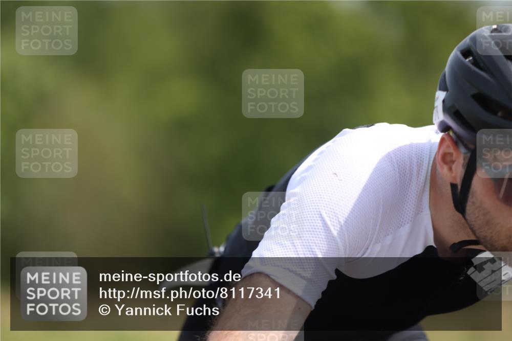 22.06.2025 - Viking Triathlon Yannick Fuchs http://msf.ph/oto/8117341 22.06.2025 11:42:31 Radfahren 34, 162, 177, 378, 398, 474 meine-sportfotos.de