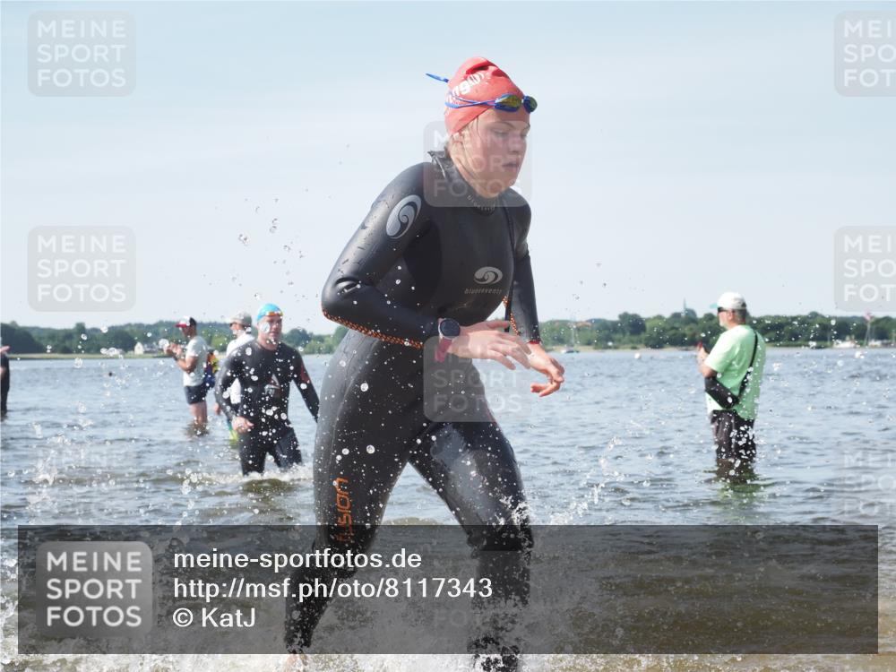 22.06.2025 - Viking Triathlon KatJ http://msf.ph/oto/8117343 22.06.2025 10:44:18 Schwimmen 103, 123, 130, 343, 439, 467, 650 meine-sportfotos.de